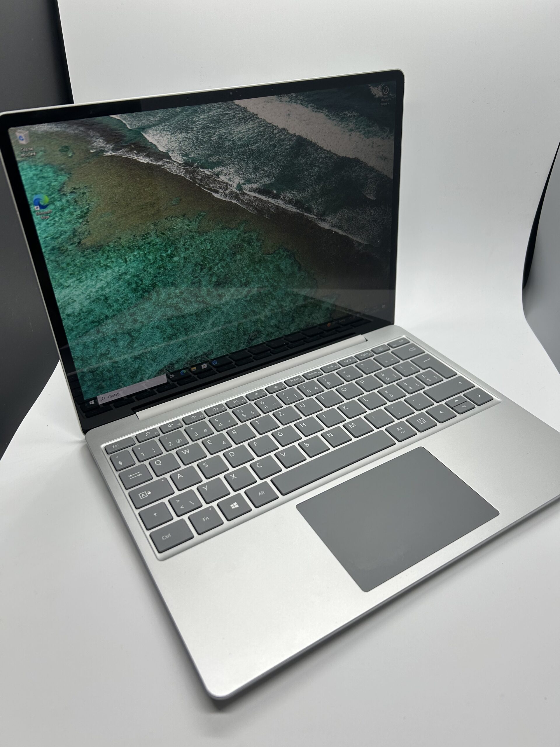 Microsoft Surface Laptop GO i5 - 256Gb - 8Gb ram - Imagine 9