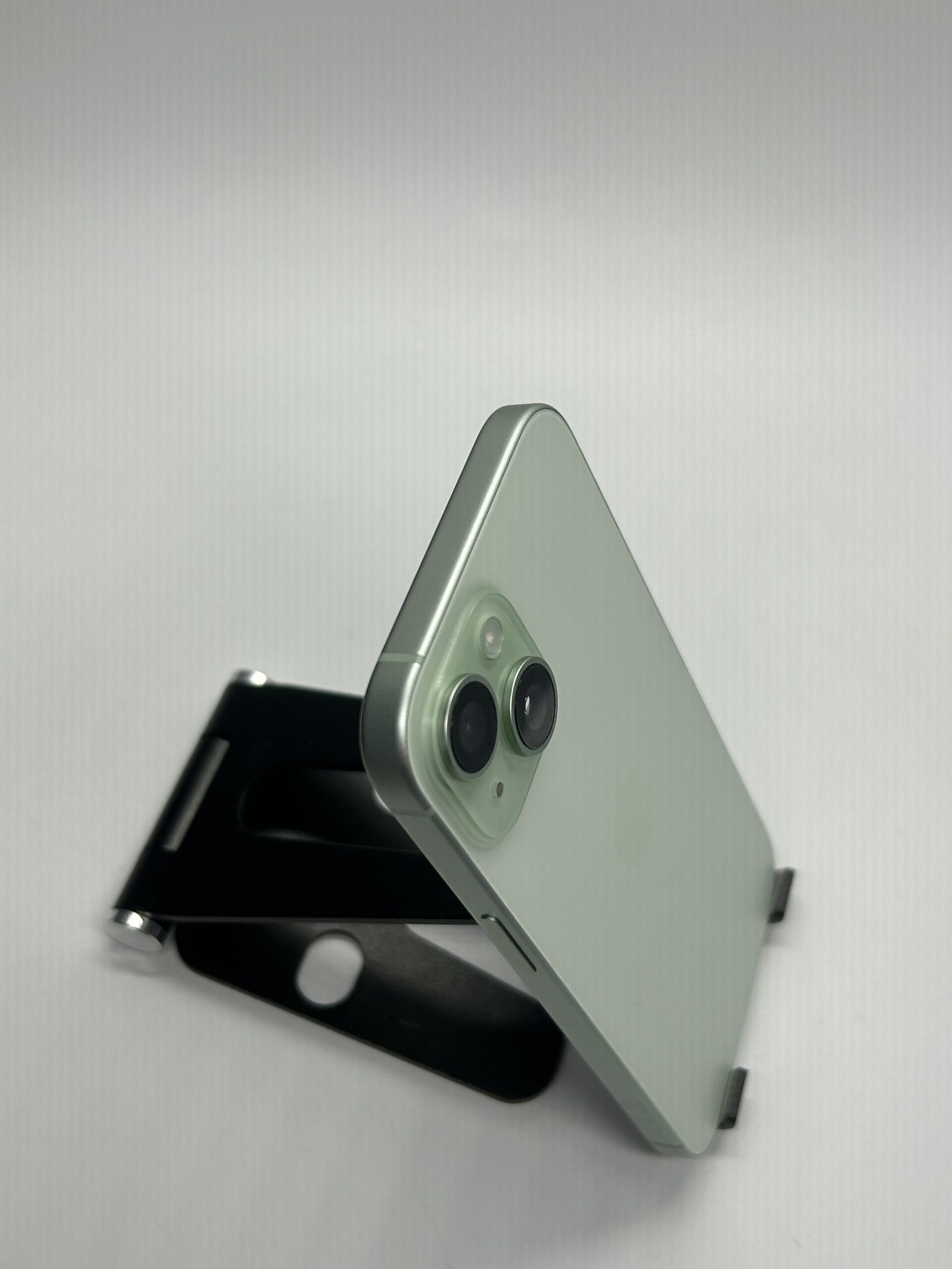 Apple iPhone 15, 128GB, 5G, Silver - Imagine 3