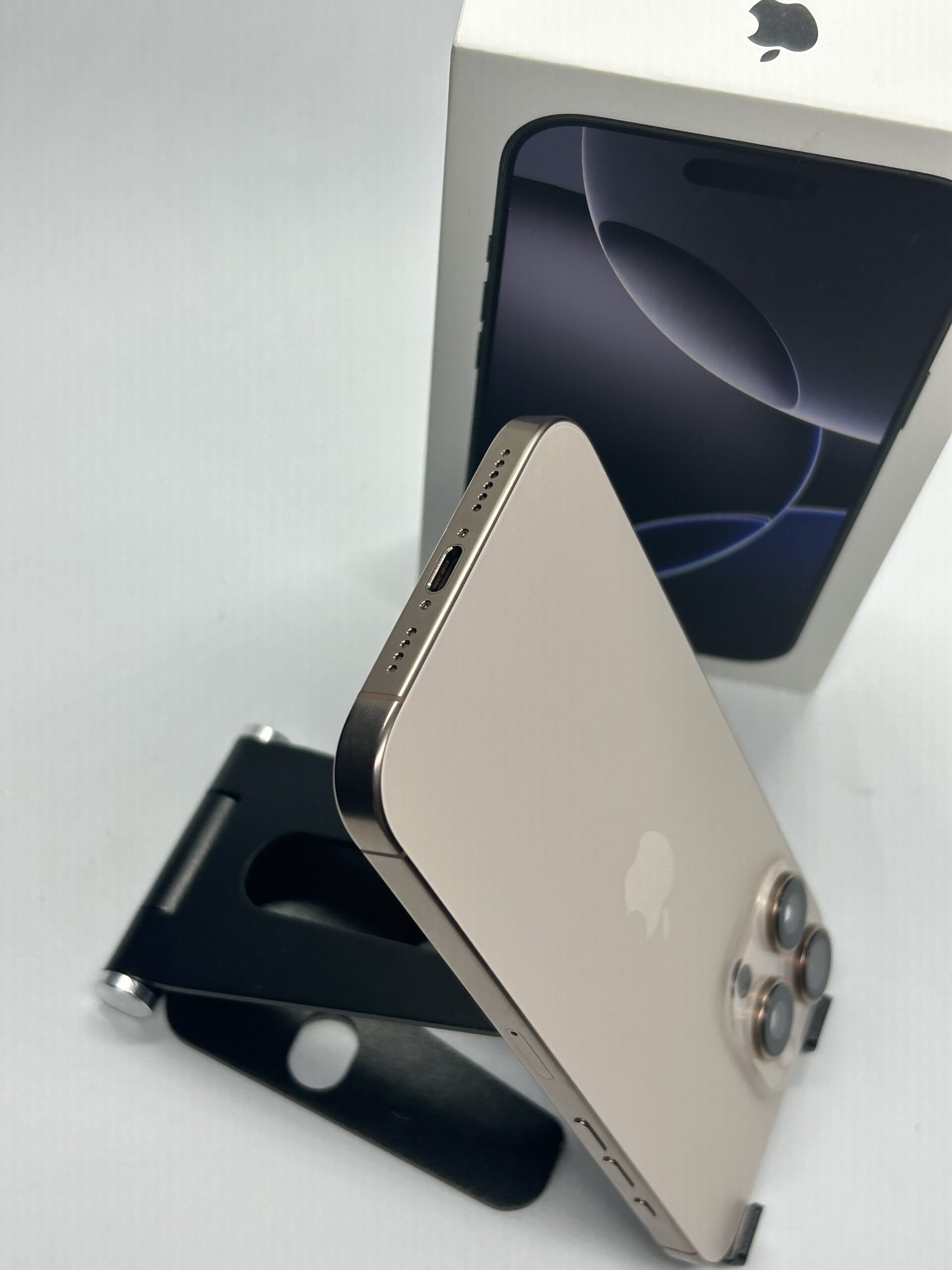 Apple iPhone 16 PRO MAX, 512GB, 5G, Desert Titanium - Imagine 4