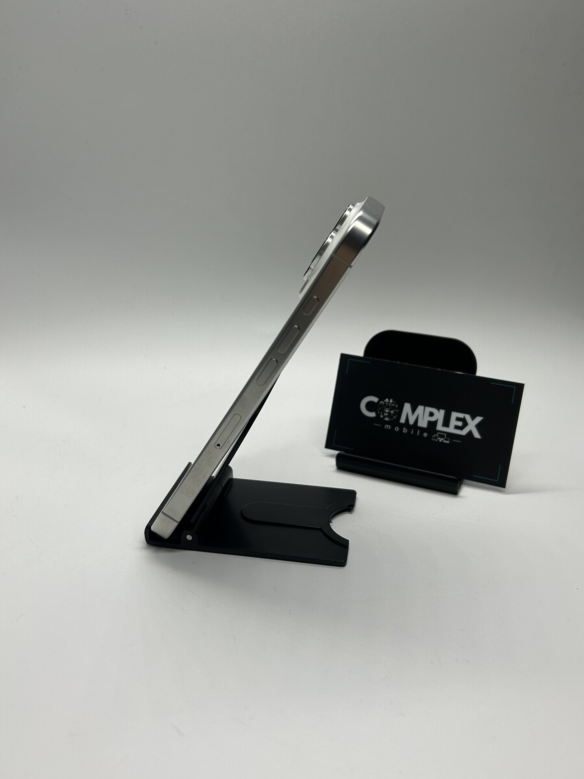 Apple iPhone 16 Pro, 256GB, 5G, White Titanium - Imagine 4