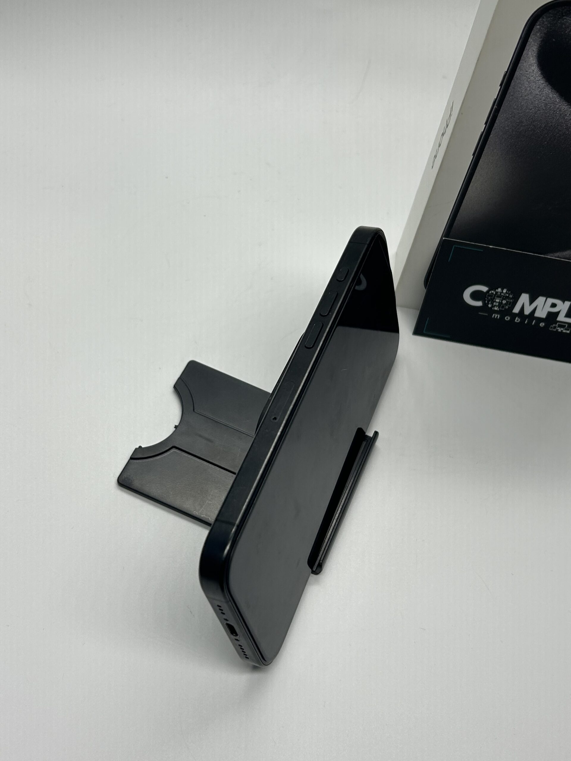 Apple iPhone 15 PRO, 256GB, 5G, Black Titanium - Imagine 6