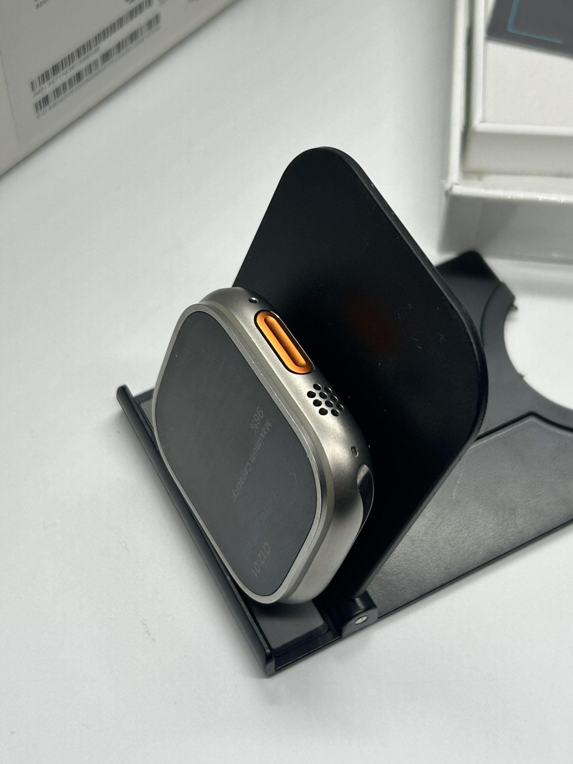 APPLE Watch ULTRA 2, GPS + Cellular, 49mm, Baterie 96% - Imagine 5