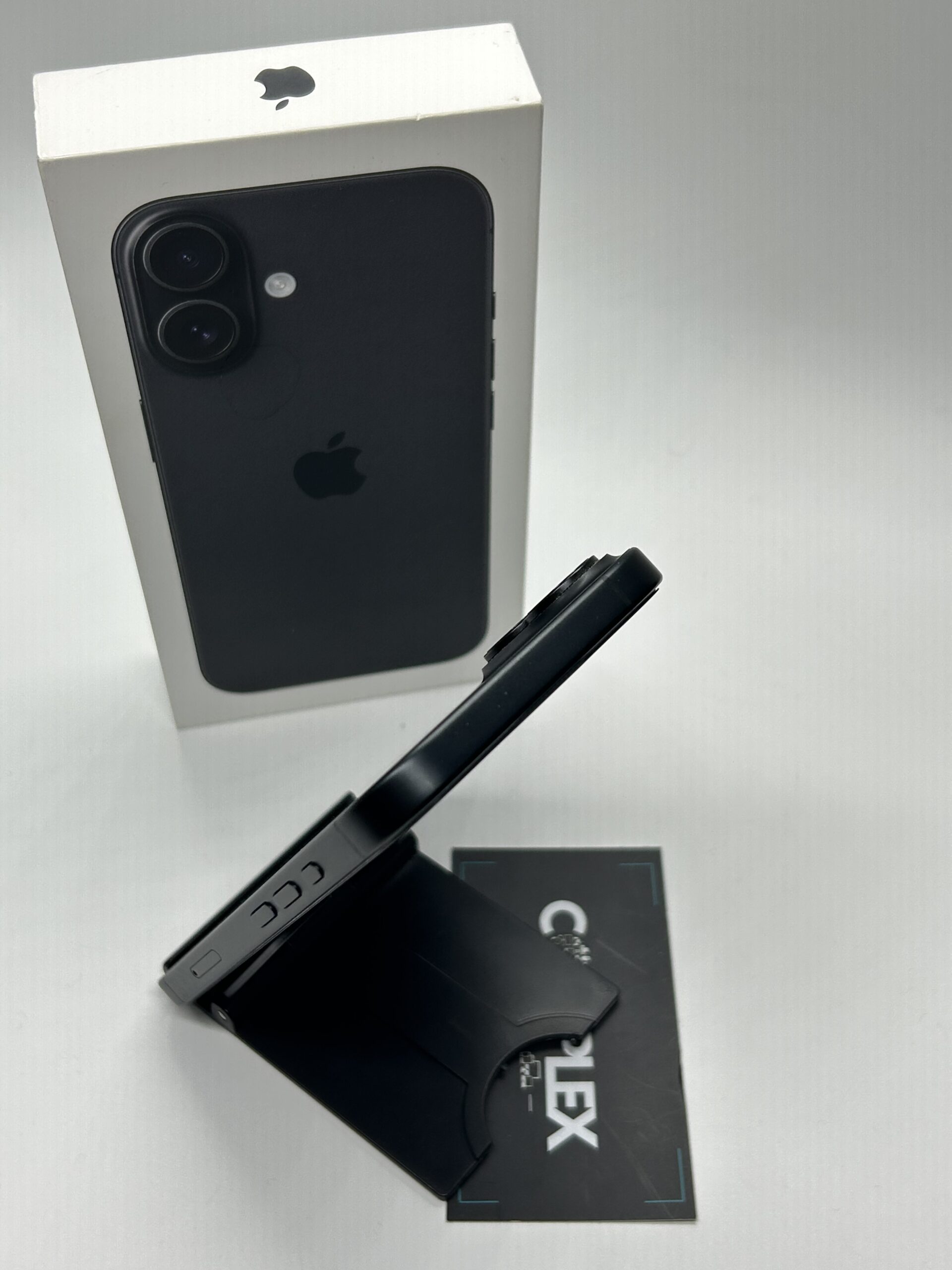 Apple iPhone 16, 128GB, 5G - Imagine 3