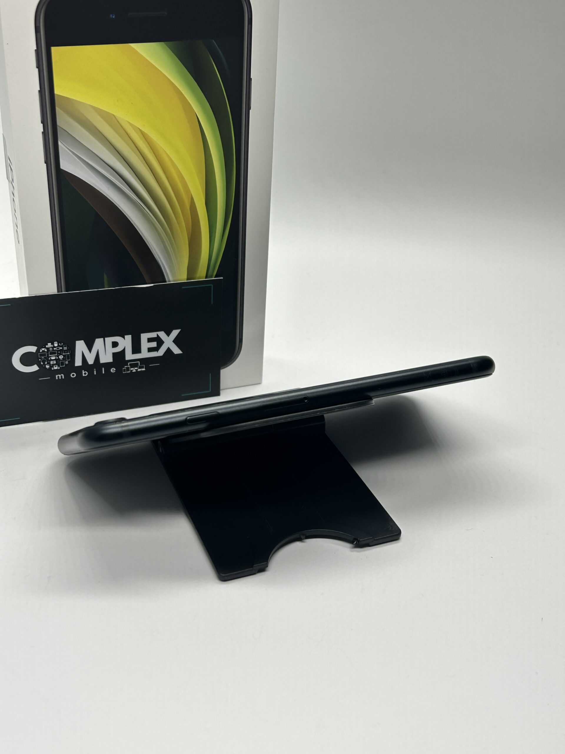 Apple iPhone SE (2020) 64Gb, Black - Imagine 6