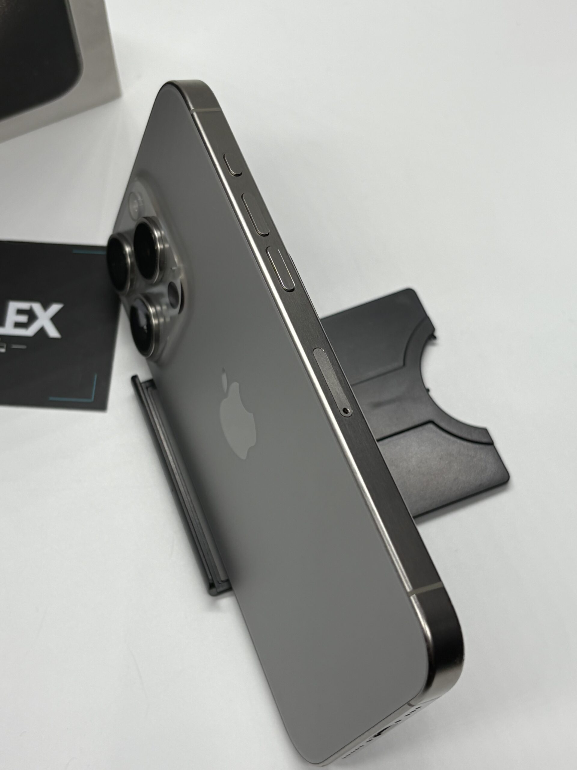 Apple iPhone 15 PRO, 256GB, 5G, Natural Titanium - Imagine 6