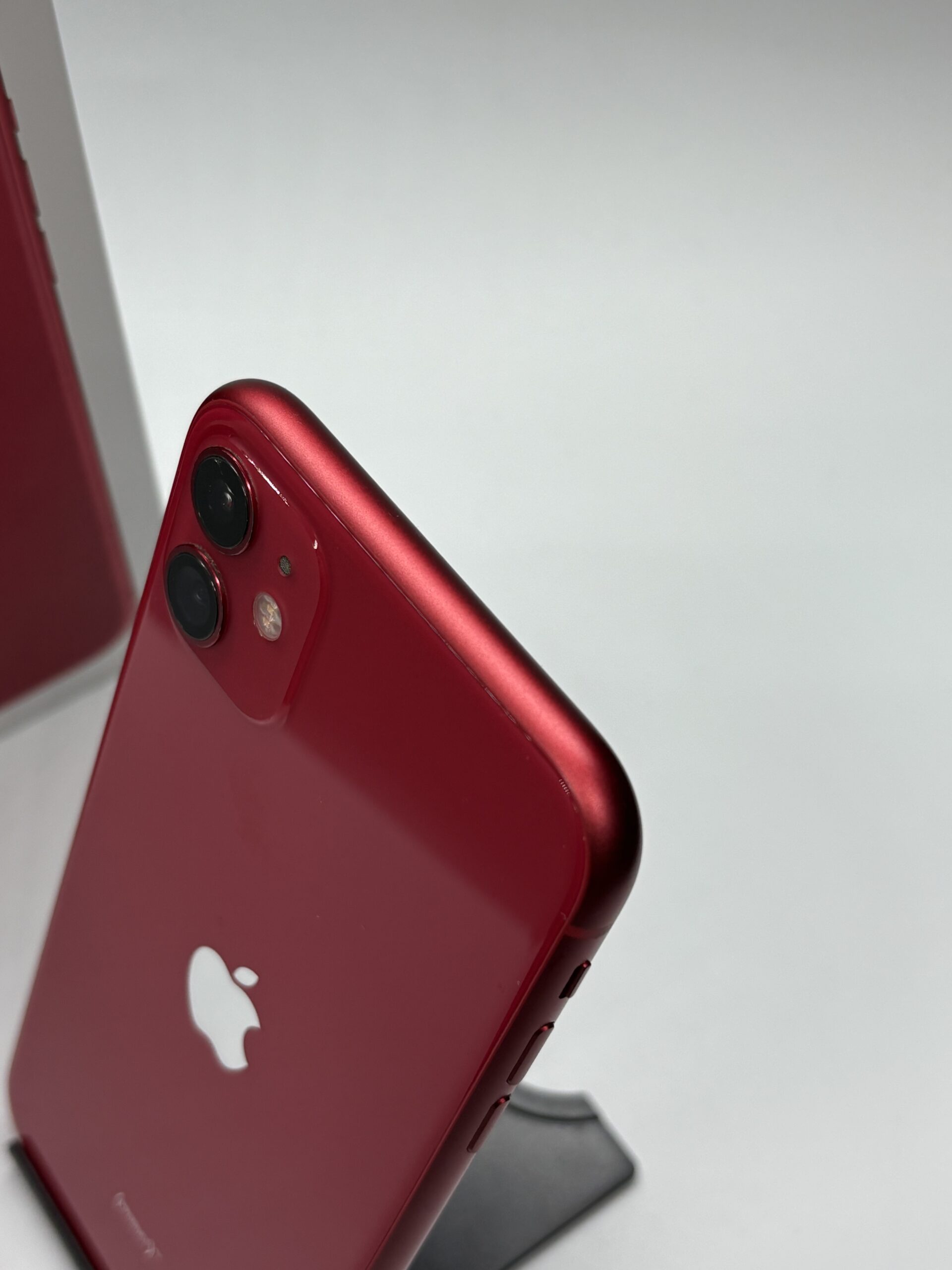 Apple iPhone 11, 128GB, Red - Imagine 3