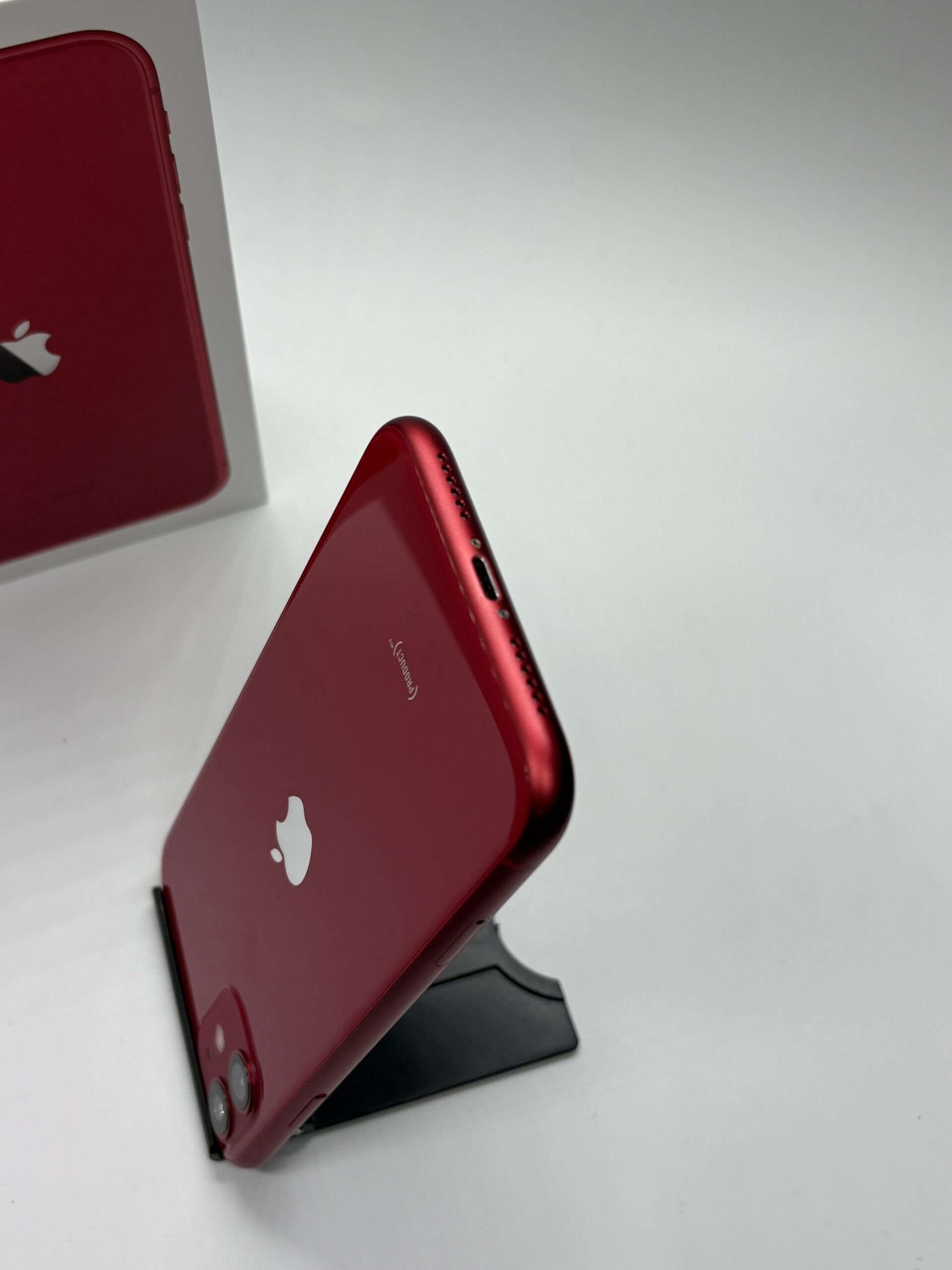 Apple iPhone 11, 128GB, Red - Imagine 4