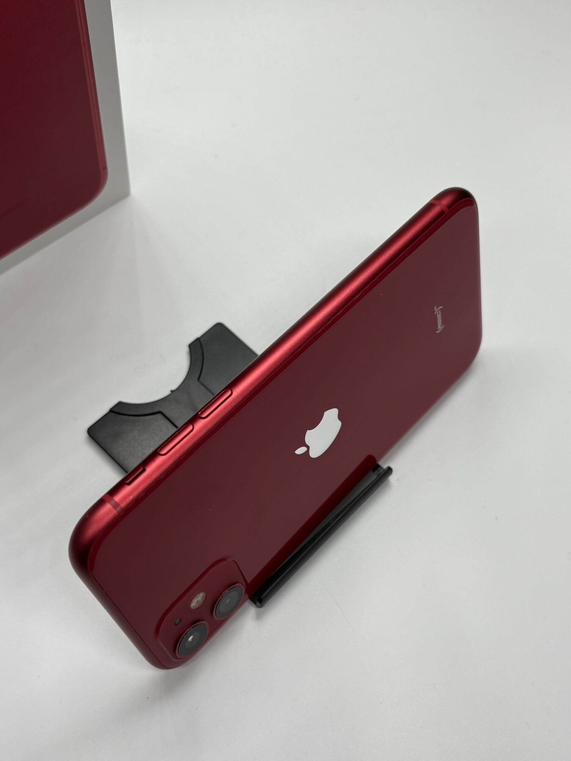 Apple iPhone 11, 128GB, Red - Imagine 6